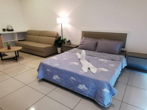 Majectic Studio + Pool View@EVO BANGI NETFLIX+WIFI